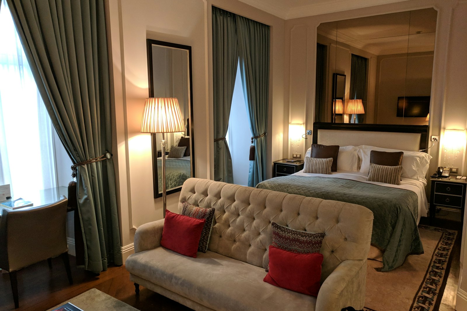 Khách sạn Bến Thành Boutique