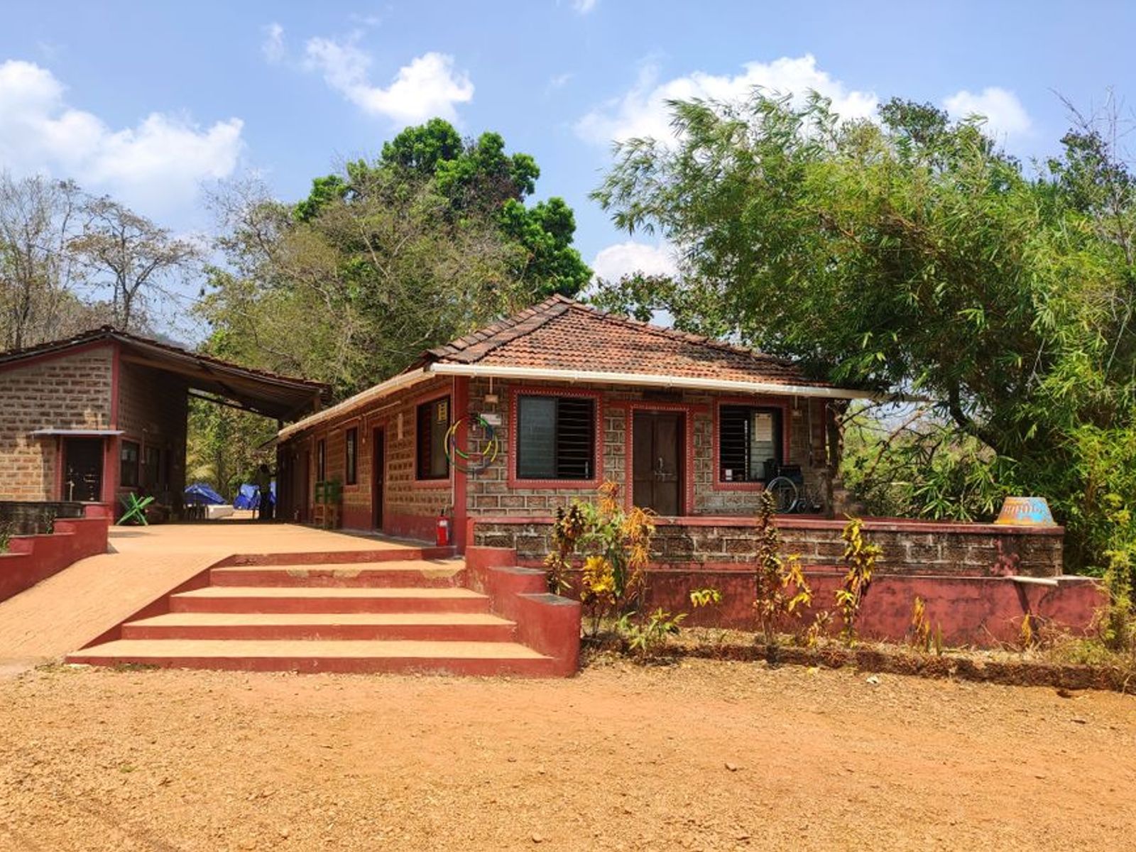 Huế Amazing Easy Rider and Homestay